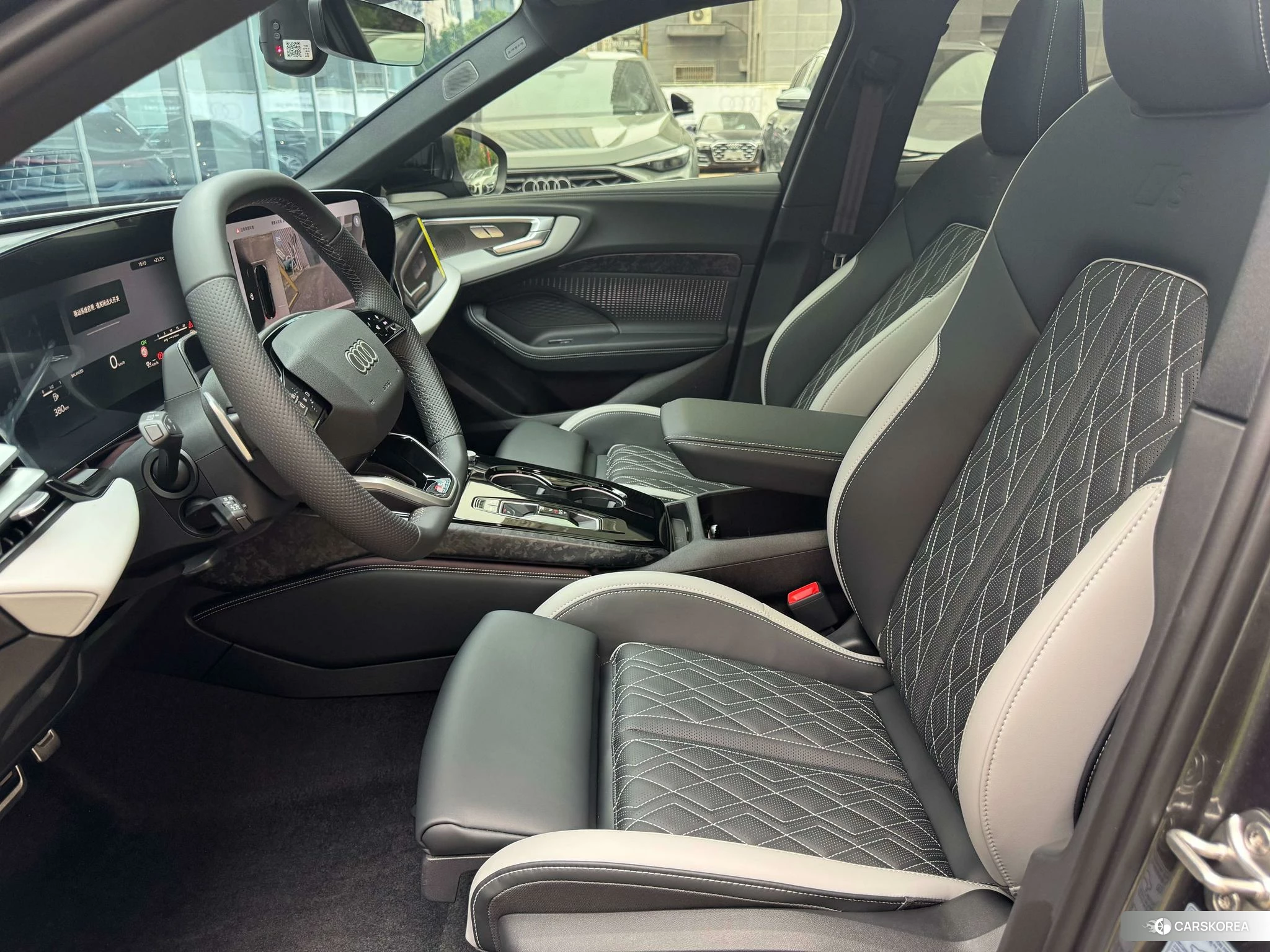 Audi A5L id 4479330 из Китая 11