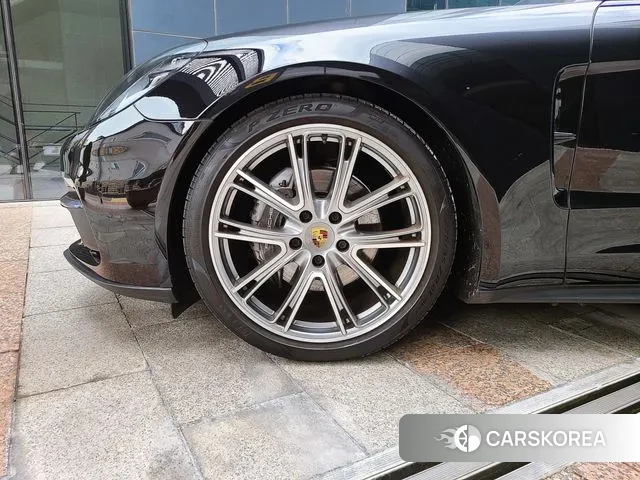 Porsche Panamera (971) id 3682365 из Кореи 11