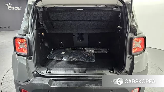 Jeep Renegade id 3659631 из Кореи 11