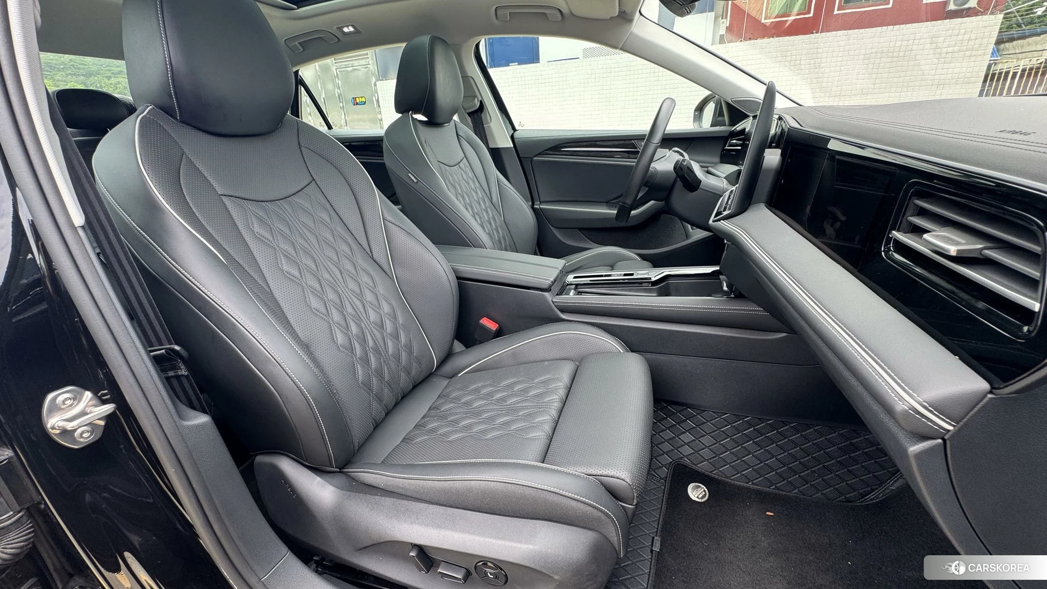 Volkswagen Magotan id 4486331 из Китая 11