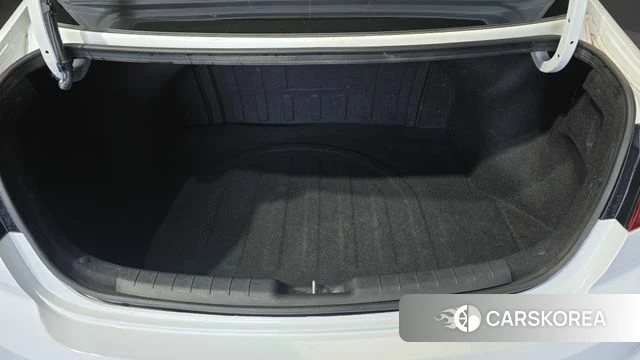 Hyundai The New Avante AD id 3820241 из Кореи 11