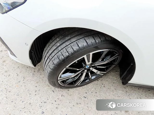 BMW 5 Series (G60) id 3792367 из Кореи 11