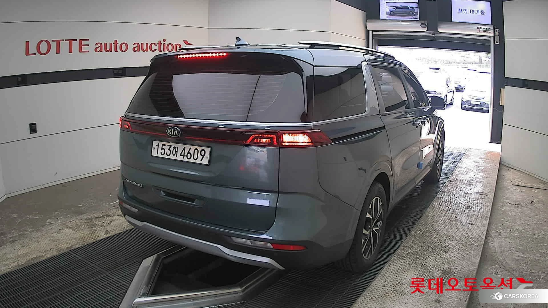 Kia Carnival id 3875761 из Кореи 11