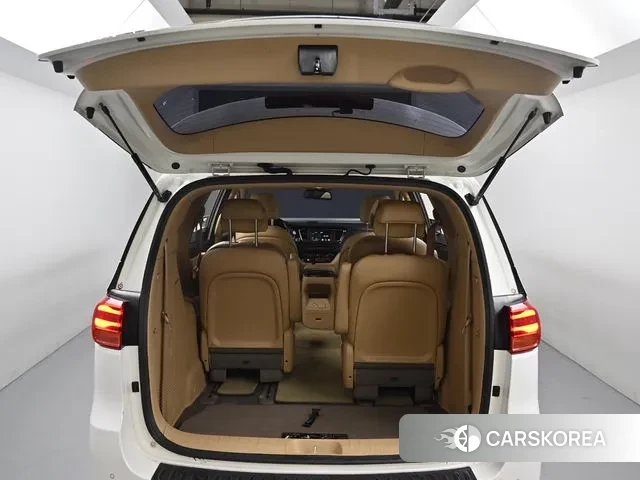 Kia The New Carnival id 3254309 из Кореи 11