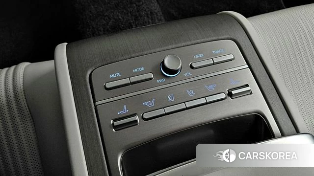 Hyundai Grandeur (GN7) id 4524053 из Кореи 11