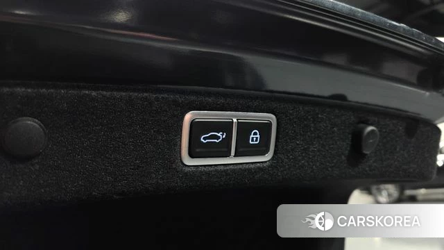 Hyundai Grandeur (GN7) id 4422067 из Кореи 11