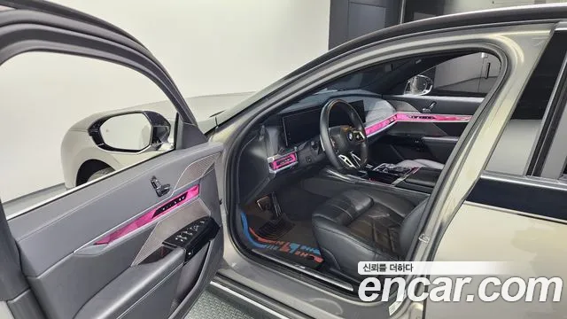 BMW 7 Series (G70) id 2671153 из Кореи 11