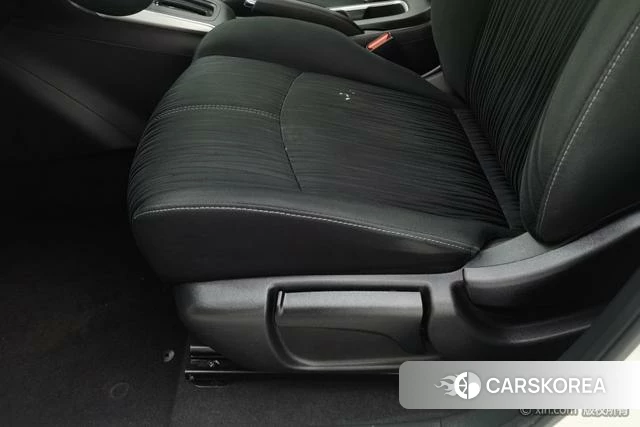 Nissan Xuan Yi id 4300336 из Китая 11
