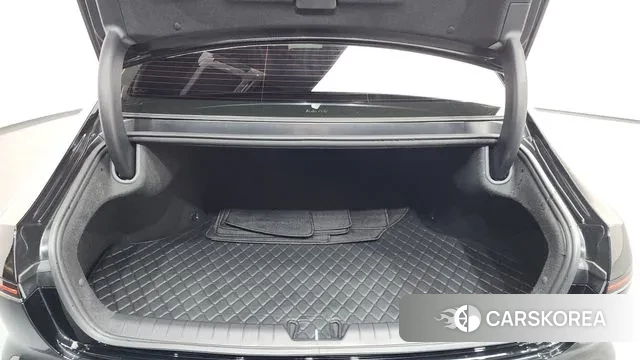 Hyundai Grandeur (GN7) id 3523420 из Кореи 11