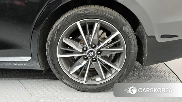 Hyundai The New Grandeur IG id 4350584 из Кореи 11