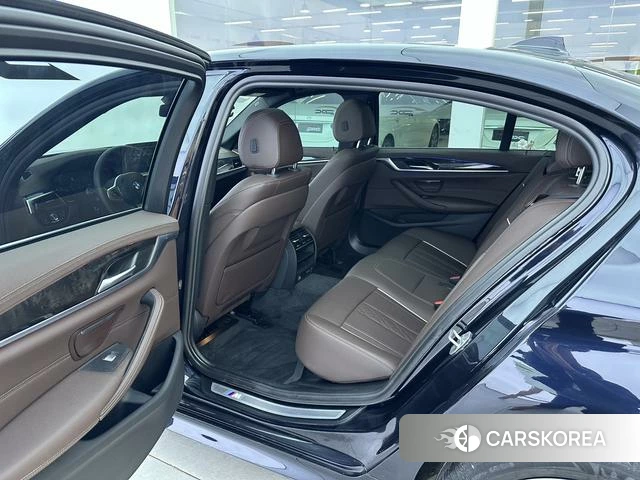 BMW 5 series id 4271703 из Китая 11