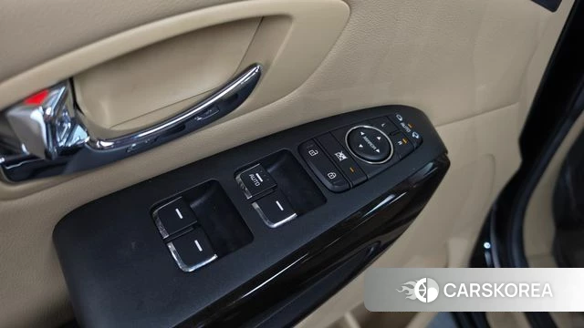 Kia The New Carnival id 4535981 из Кореи 11