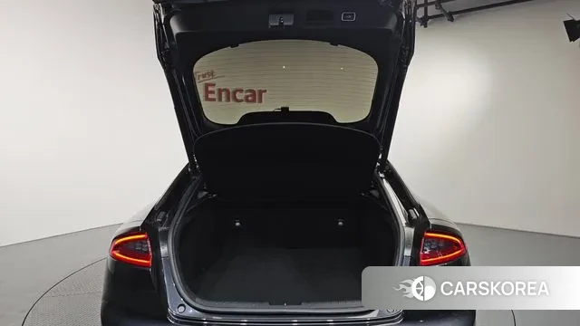 Kia Stinger id 3484825 из Кореи 11