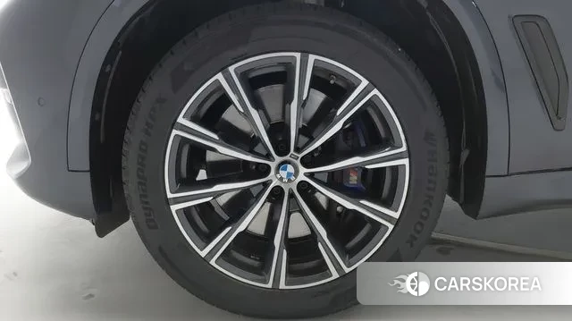 BMW X5 (G05) id 3760703 из Кореи 11