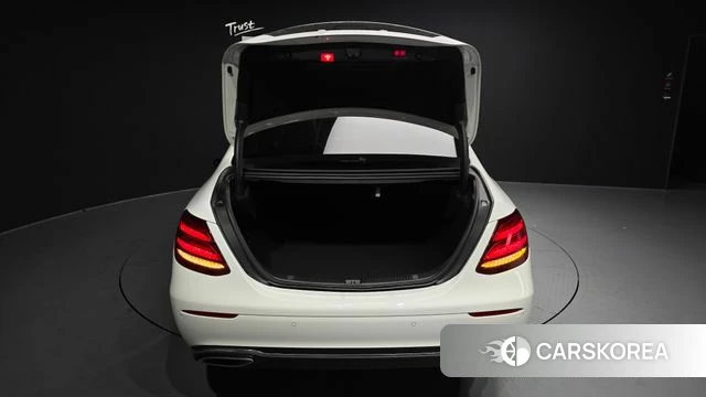 Mercedes-Benz E-Class W213 id 3880159 из Кореи 11