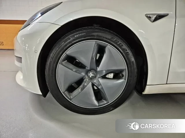 Tesla Model 3 id 3144131 из Кореи 11