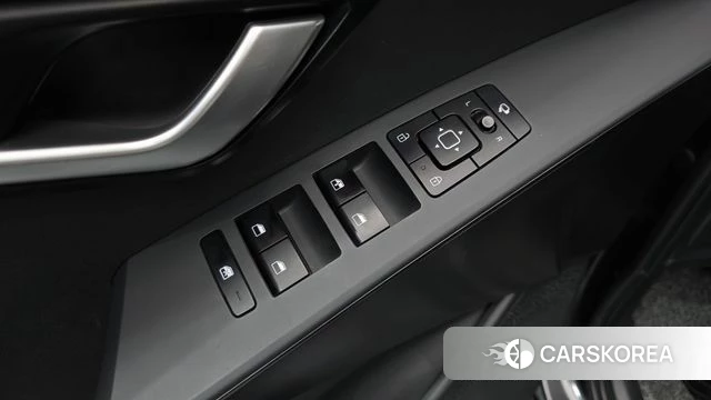 Kia Di Ol Nu Niro id 4783566 из Кореи 11