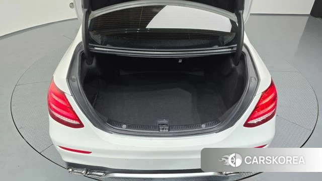 Mercedes-Benz E-Class W213 id 3821146 из Кореи 11