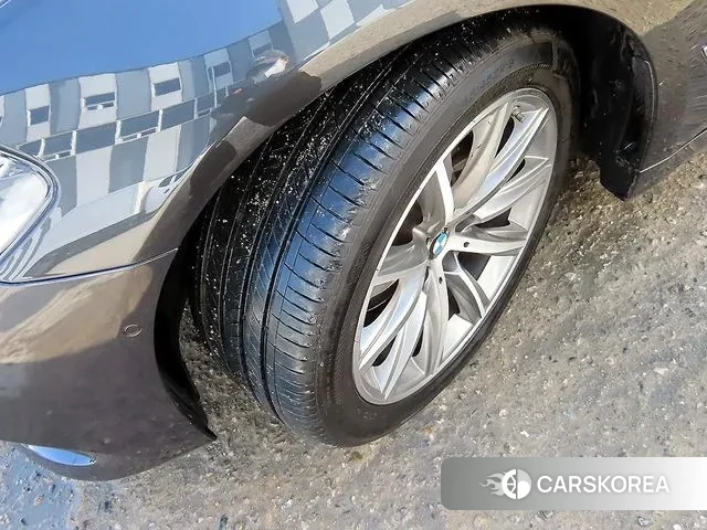 BMW 5 Series (G30) id 3742353 из Кореи 11