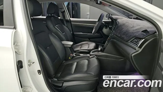 Hyundai Avante AD id 2690796 из Кореи 11