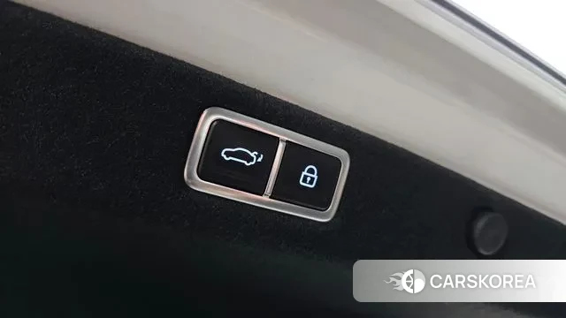 Hyundai Grandeur (GN7) id 3769608 из Кореи 11