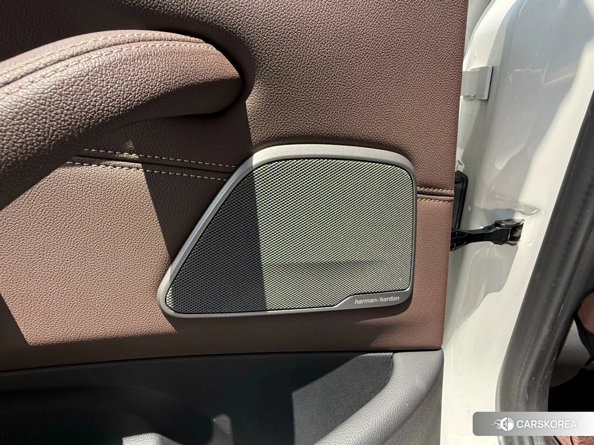 BMW 5 series id 4453792 из Китая 11