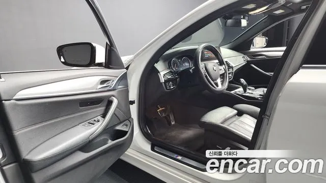 BMW 5 Series (G30) id 2655466 из Кореи 11