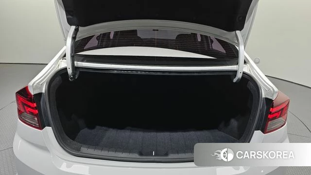 Hyundai The New Avante AD id 4324948 из Кореи 11