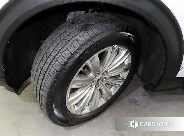 Ford Explorer 6th Generation id 3458952 из Кореи 11