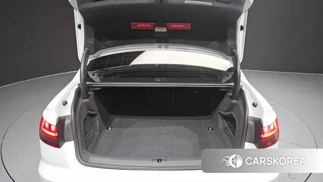 Audi A4 (B9) id 3550821 из Кореи 11