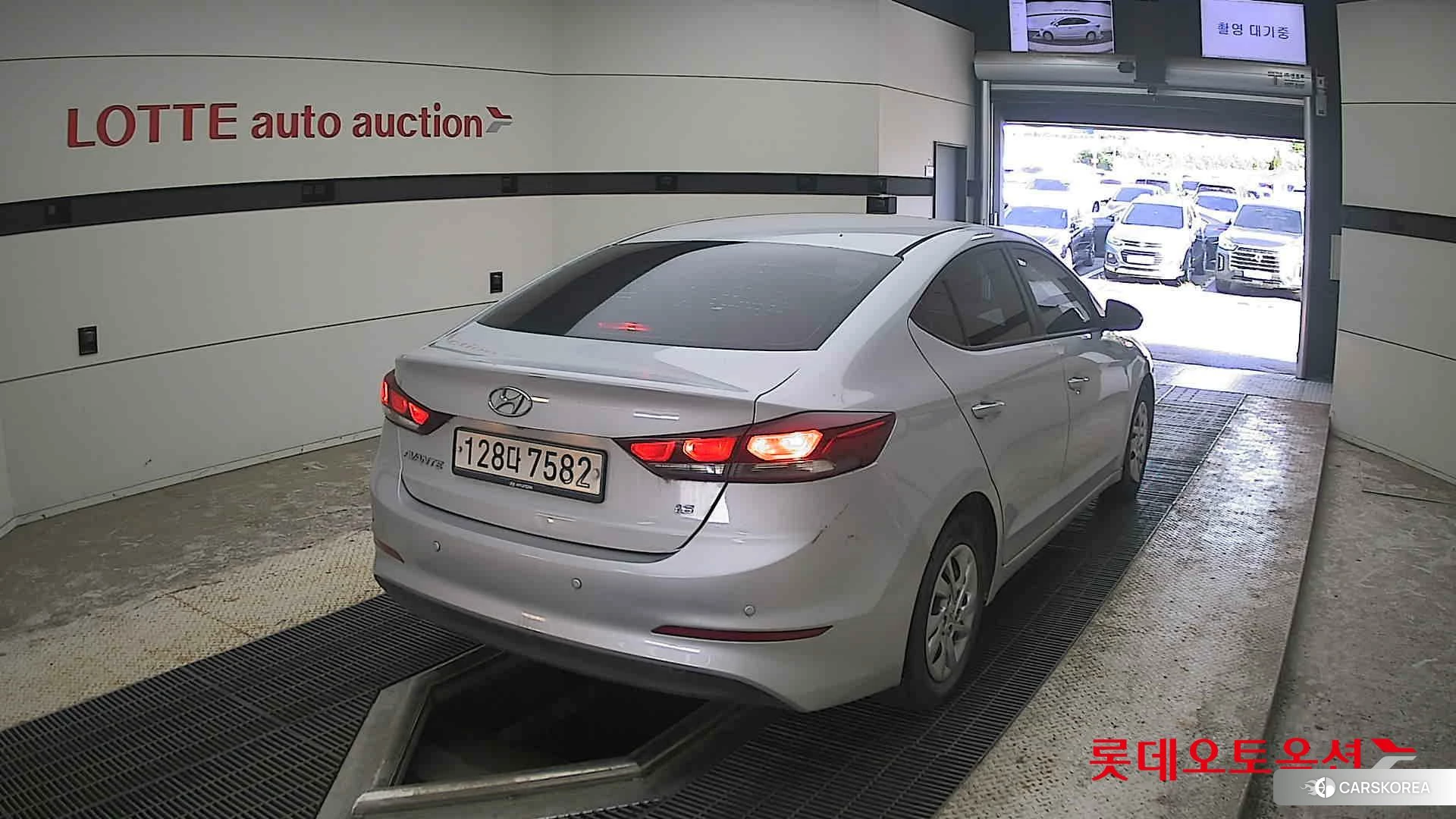 Hyundai Avante id 4504398 из Кореи 11