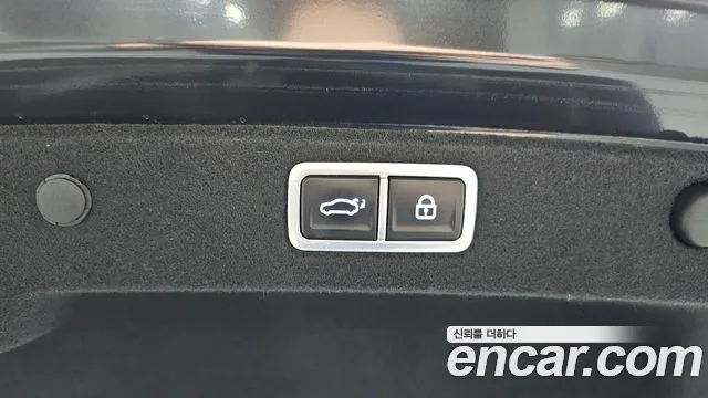 Hyundai Grandeur (GN7) id 2690173 из Кореи 11