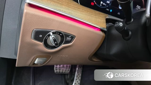 Mercedes-Benz E-Class W213 id 4741366 из Кореи 11