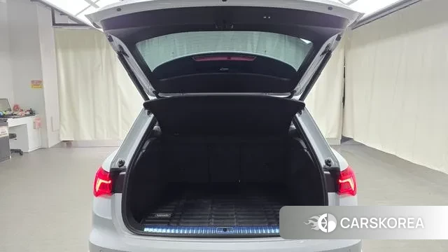 Audi Q3 (F3) id 3707109 из Кореи 11