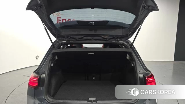 Volkswagen Golf 8th Generation id 3850375 из Кореи 11