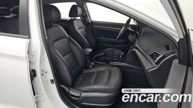 Hyundai Avante AD id 2672349 из Кореи 11