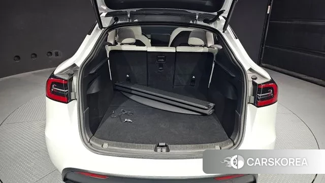 Tesla Model Y id 3734143 из Кореи 11