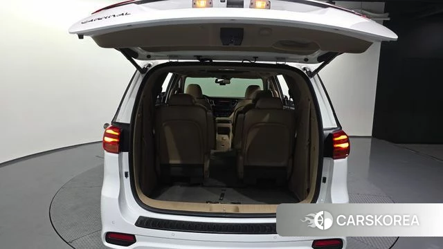 Kia The New Carnival id 4377779 из Кореи 11