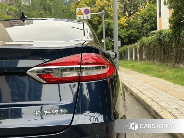 Ford Mondeo PHEV id 4254383 из Китая 11