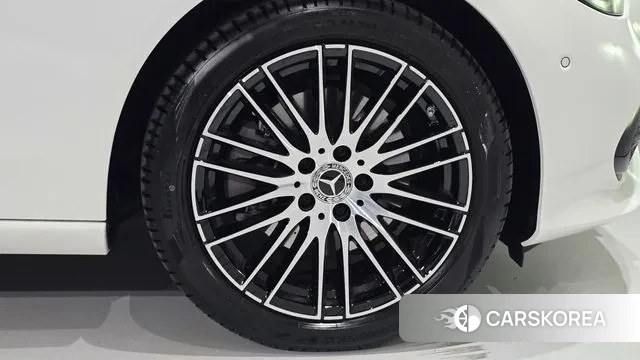 Mercedes-Benz C-Class W206 id 3211961 из Кореи 11