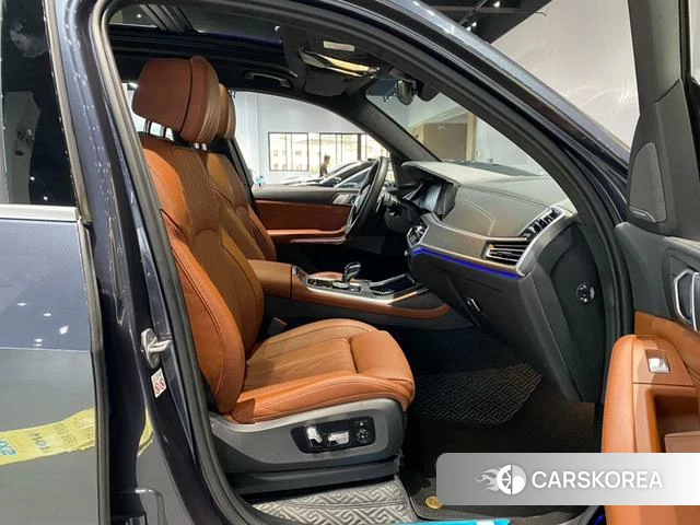 BMW X7 id 4368372 из Китая 11