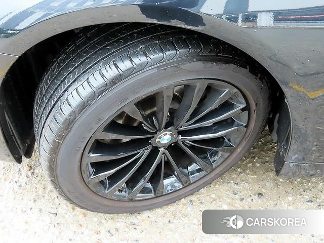 BMW 5 Series (G30) id 4615083 из Кореи 11