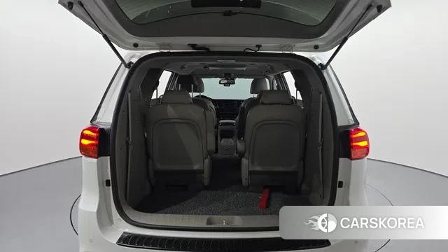 Kia The New Carnival id 3509919 из Кореи 11