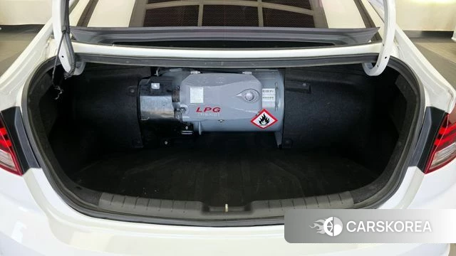 Hyundai The New Avante AD id 4331475 из Кореи 11
