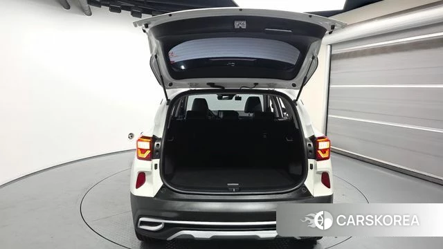 Kia Seltos id 4696989 из Кореи 11