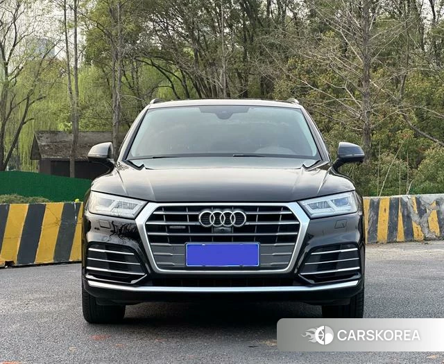 Audi Q5L id 4236312 из Китая 11