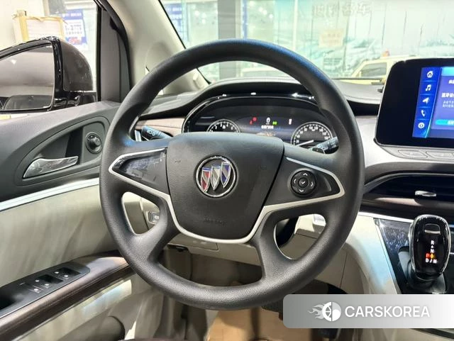 Buick GL8 id 3983305 из Китая 11