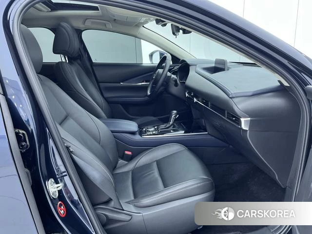 Mazda CX-30 id 4273627 из Китая 11