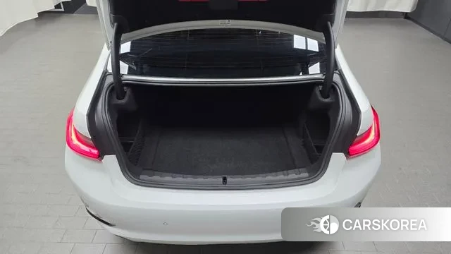 BMW 3 Series (G20) id 3592709 из Кореи 11