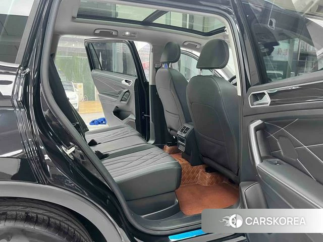 Volkswagen Tiguan L id 4258869 из Китая 11